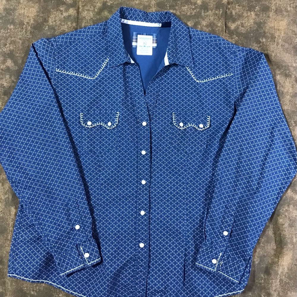 Womens Western Panhandle Roughstock shirt. Excellent condition. 100% cotton. XL